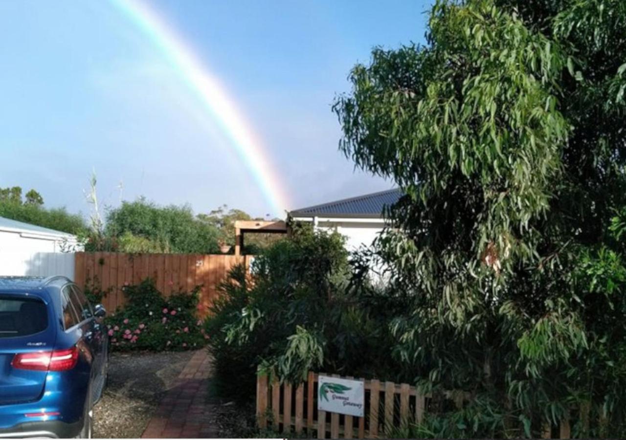 Gumnut Getaway Bnb Goolwa North Экстерьер фото
